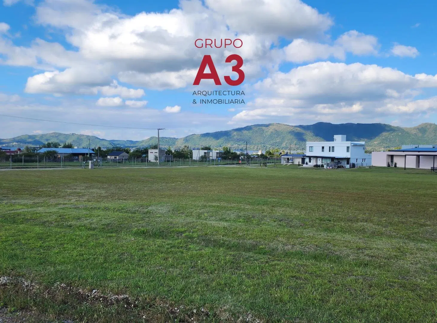 IMPERDIBLE OPORTUNIDAD-Lote en Puerto del Águila 1200 m² con vista al lago, doble frente, amenities 2