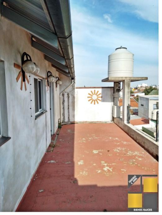 Chalet en Venta en Lanus Oeste 4