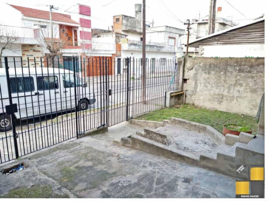 Chalet en Venta en Lanus Oeste 3