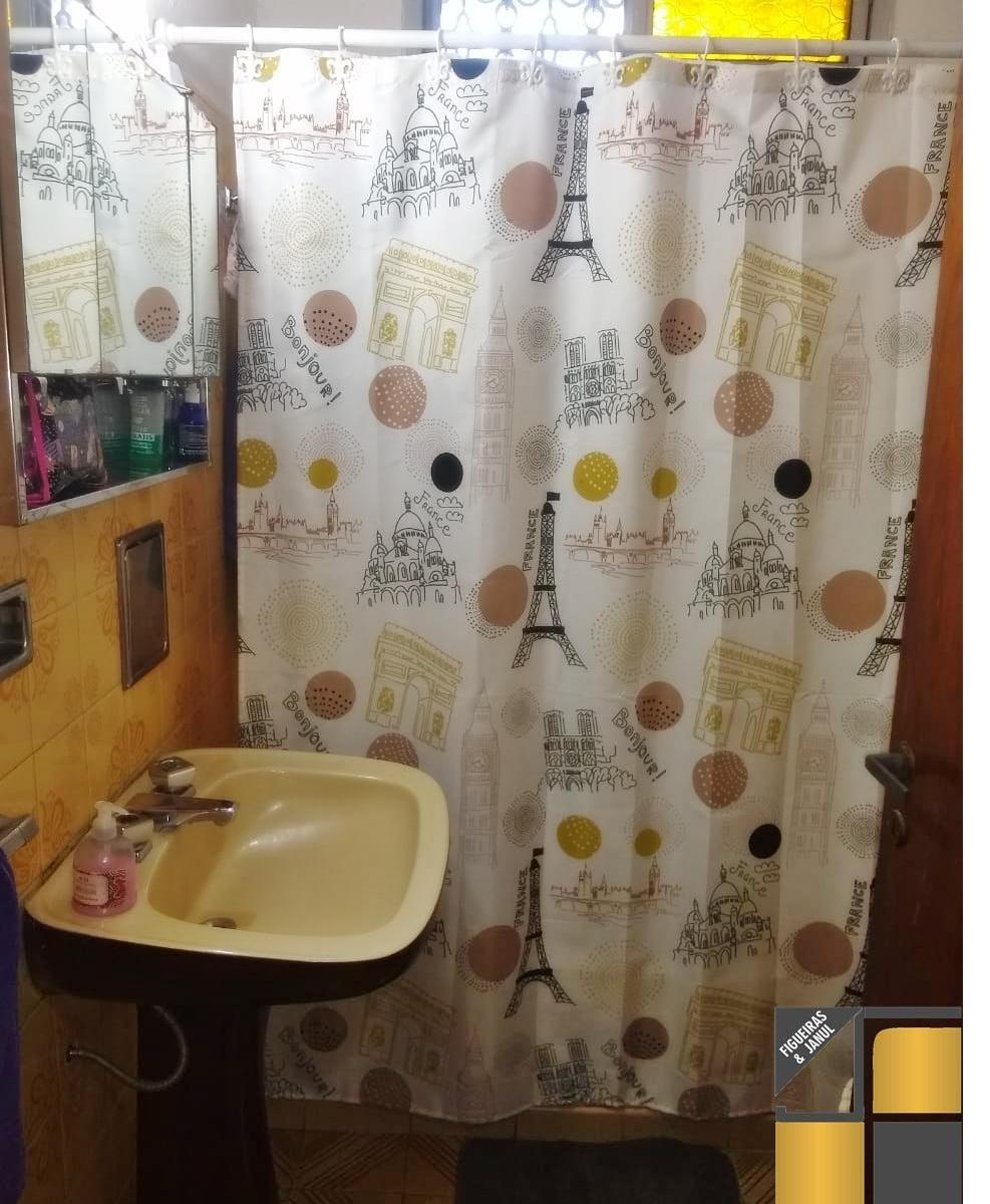 Tipo Casa 3 Ambientes a m de Av Rivadavia! 4