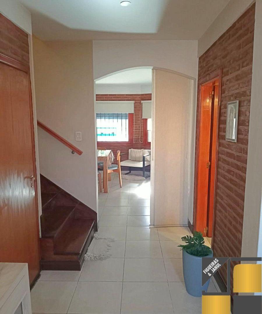 Foto de CHALET 4 AMBIENTES EN VALENTIN ALSINA !!!, imagen 2