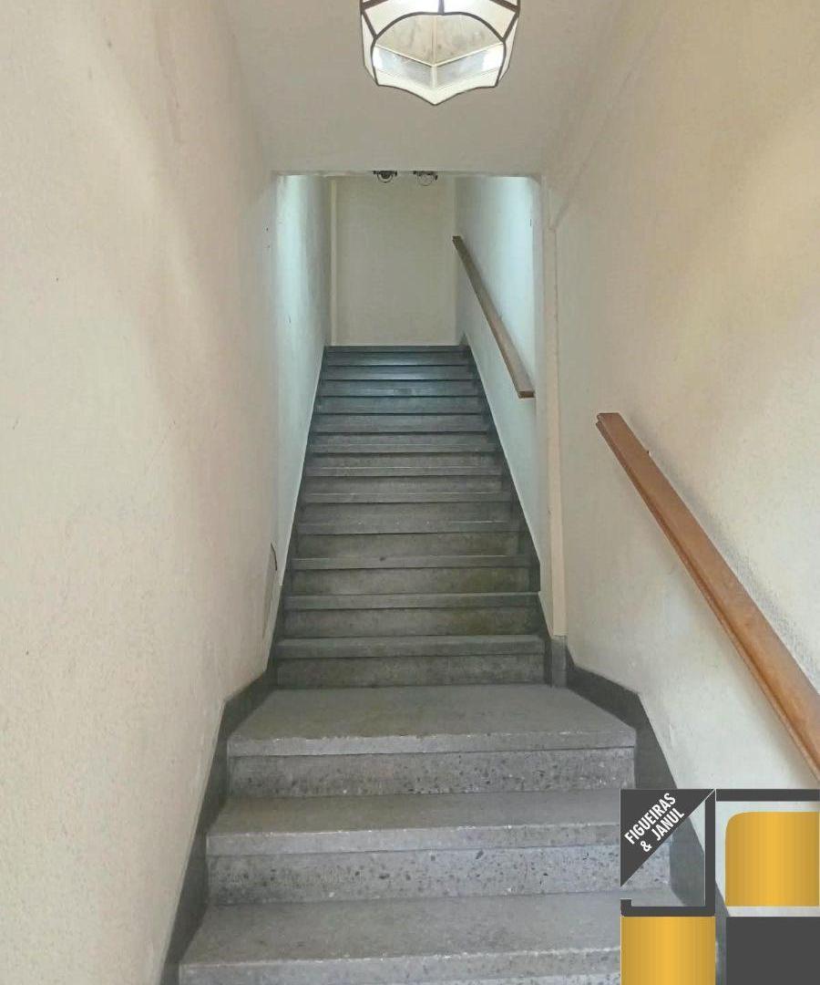 Foto de GALPON CON VIVIENDA EN EL CENTRO DE VALENTIN ALSINA!!, imagen 3