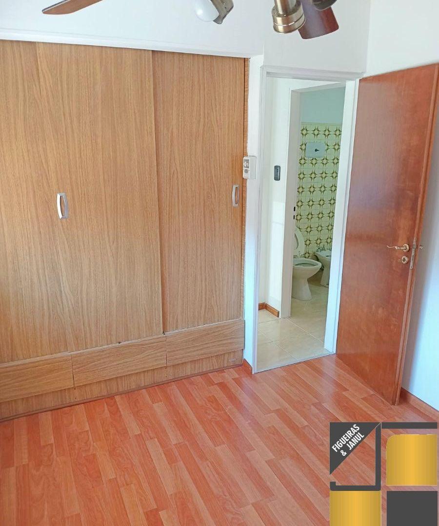 Foto de EXCELENTE DEPARTAMENTO 3 AMBIENTES EN EL CENTRO DE VALENTIN ALSINA !!, imagen 5