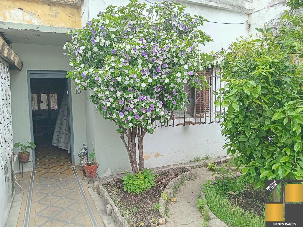 Foto de LOTE DE TERRENO A MTS. DE AV. J.D. PERON, ALSINA CENTRO !!, imagen 2