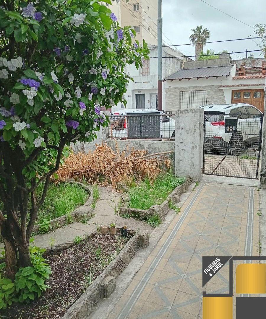 Foto de LOTE DE TERRENO A MTS. DE AV. J.D. PERON, ALSINA CENTRO !!, imagen 3