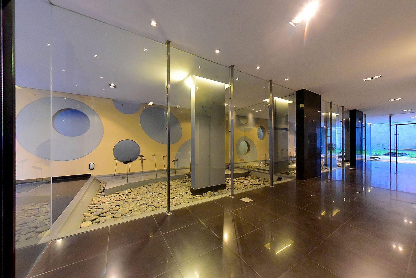 Foto de Venta departamento 4 ambientes con cochera, Recoleta, imagen 2