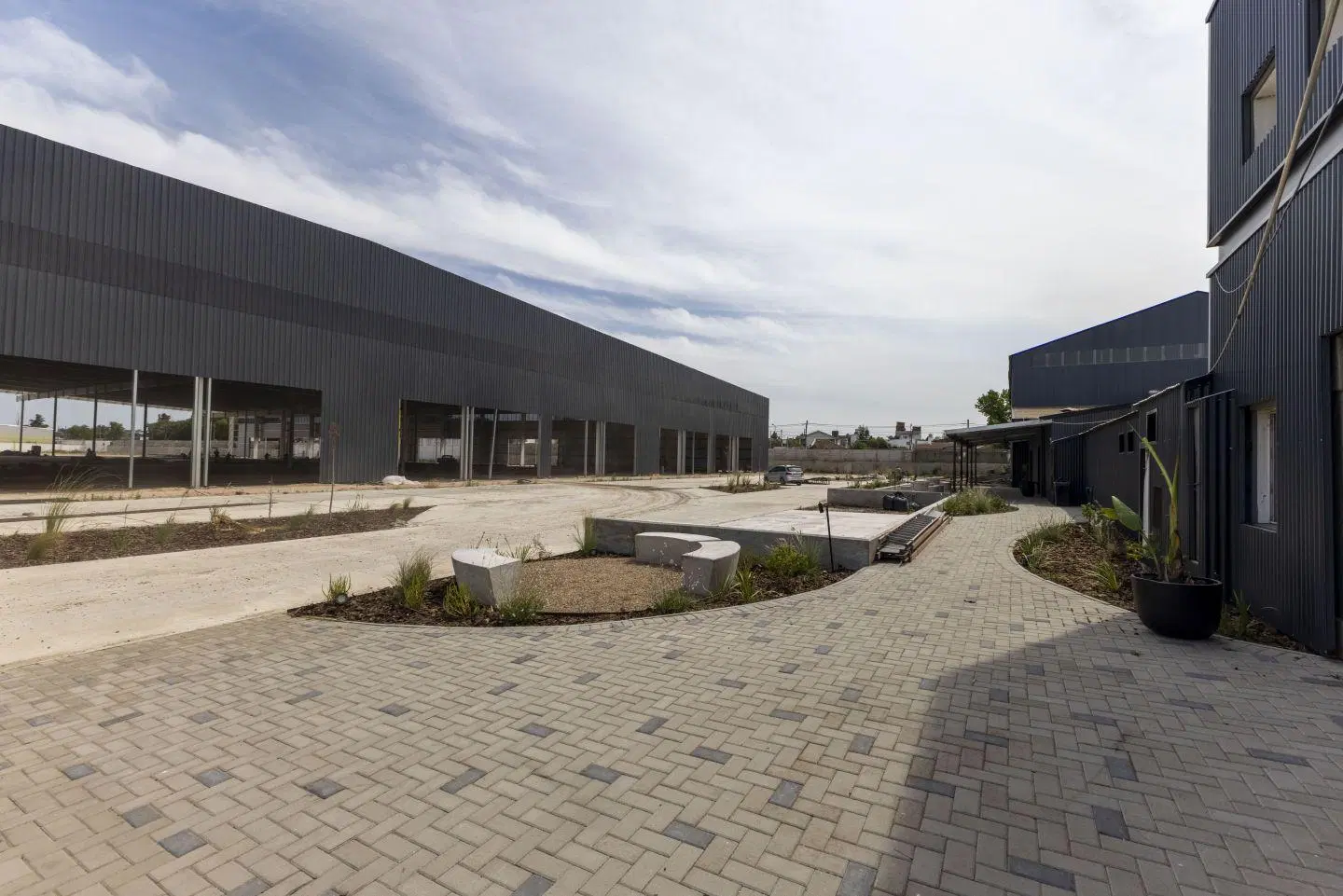 Alquiler Galpon en Don Torcuato Parque Industrial 4