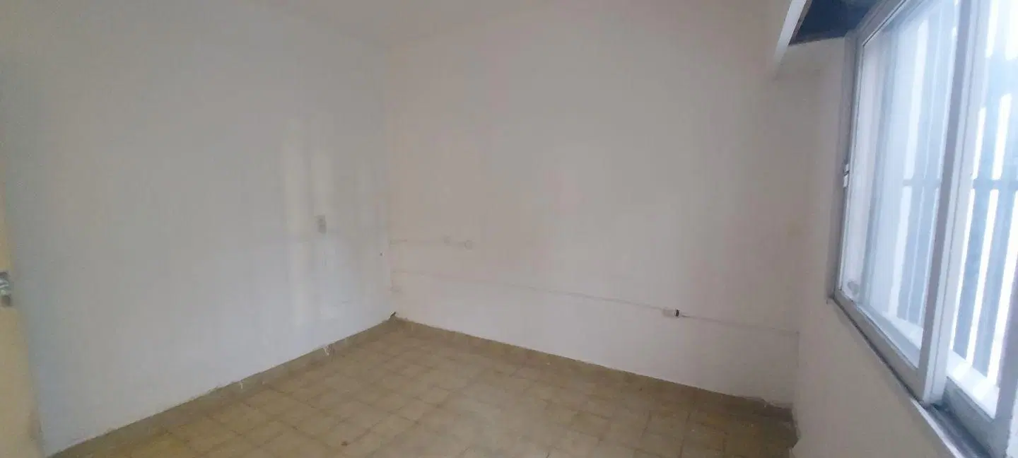 Venta de PH 2 Ambientes Moreno 3