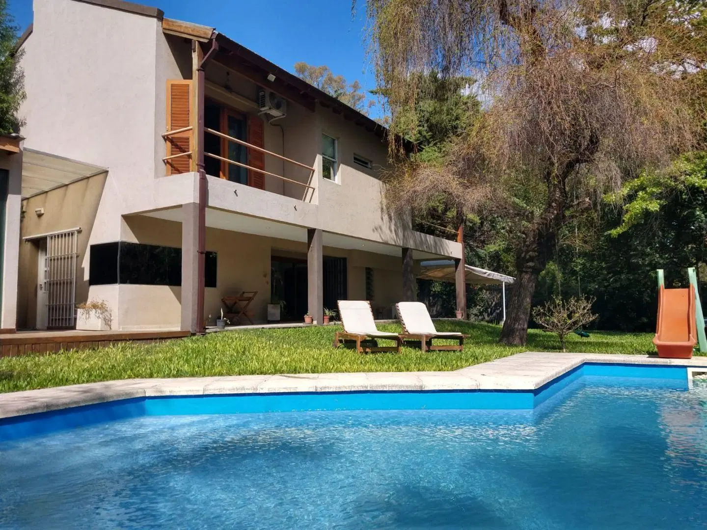 VENTA CASA 5AMB PILETA QUINCHO VILLA UDAONDO 2