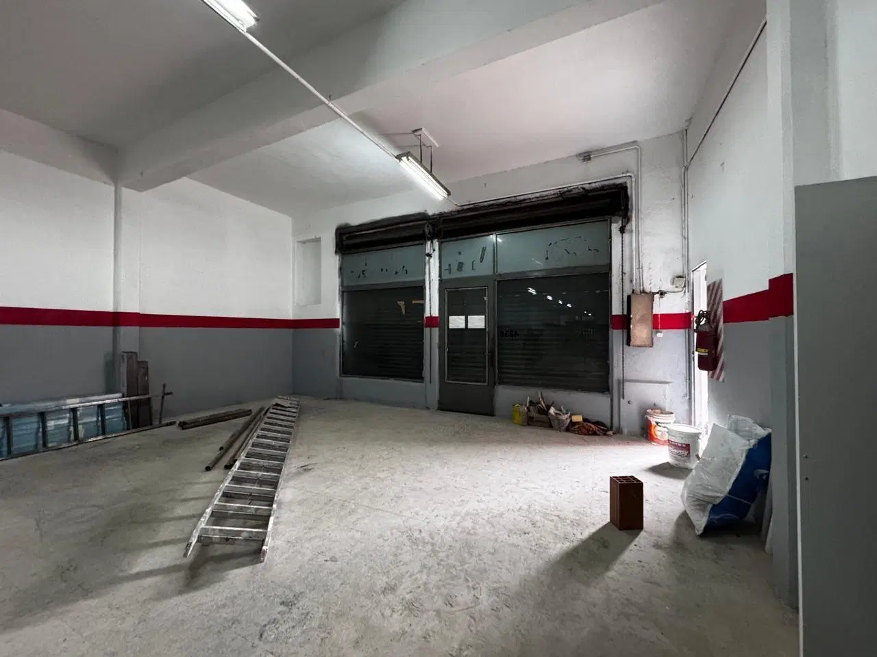 Galpón Industrial en Alquiler 1100 m2 Munro Vicente López Doble Frente 3