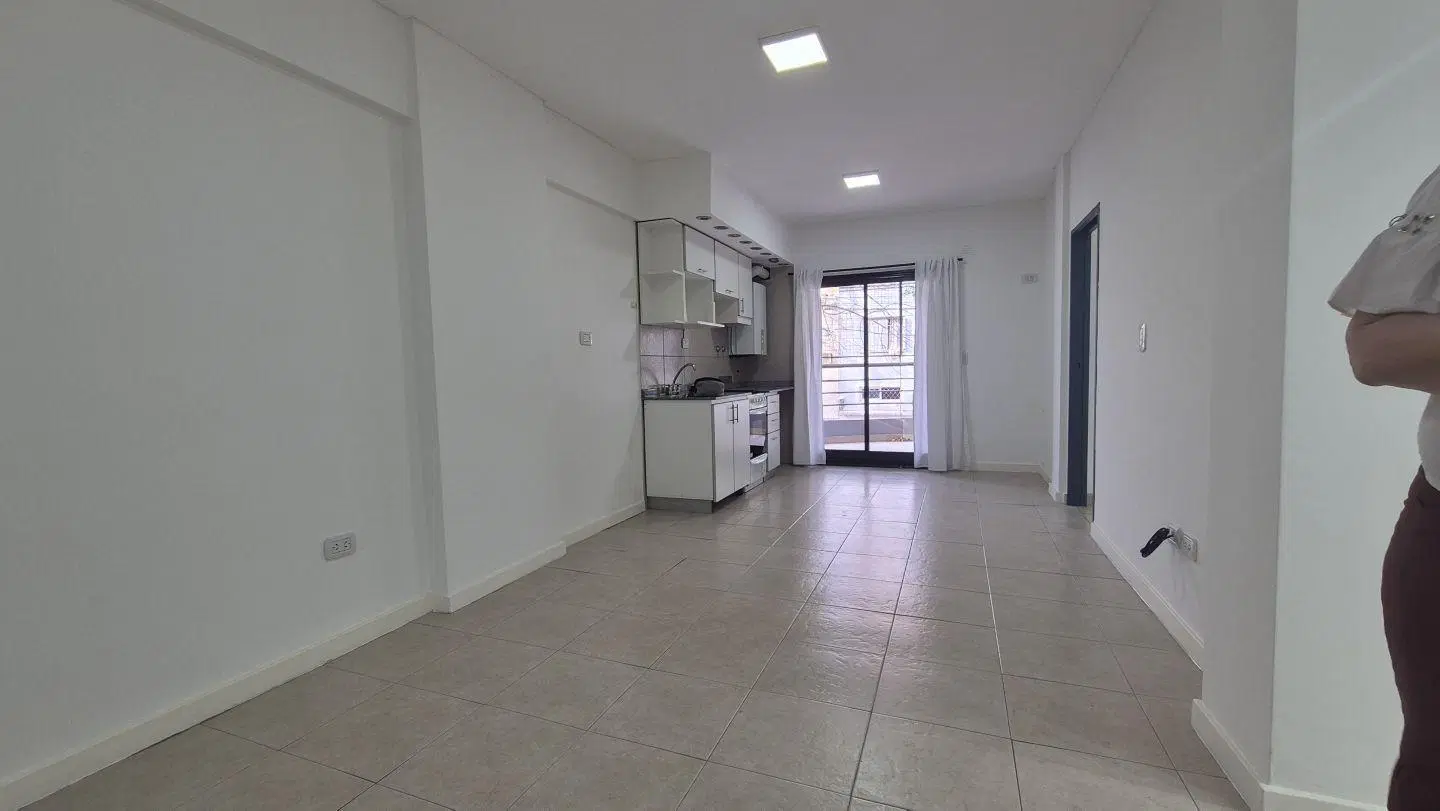 Venta Depto 2amb Balcon Cochera Pileta Villa Ortuzar 4