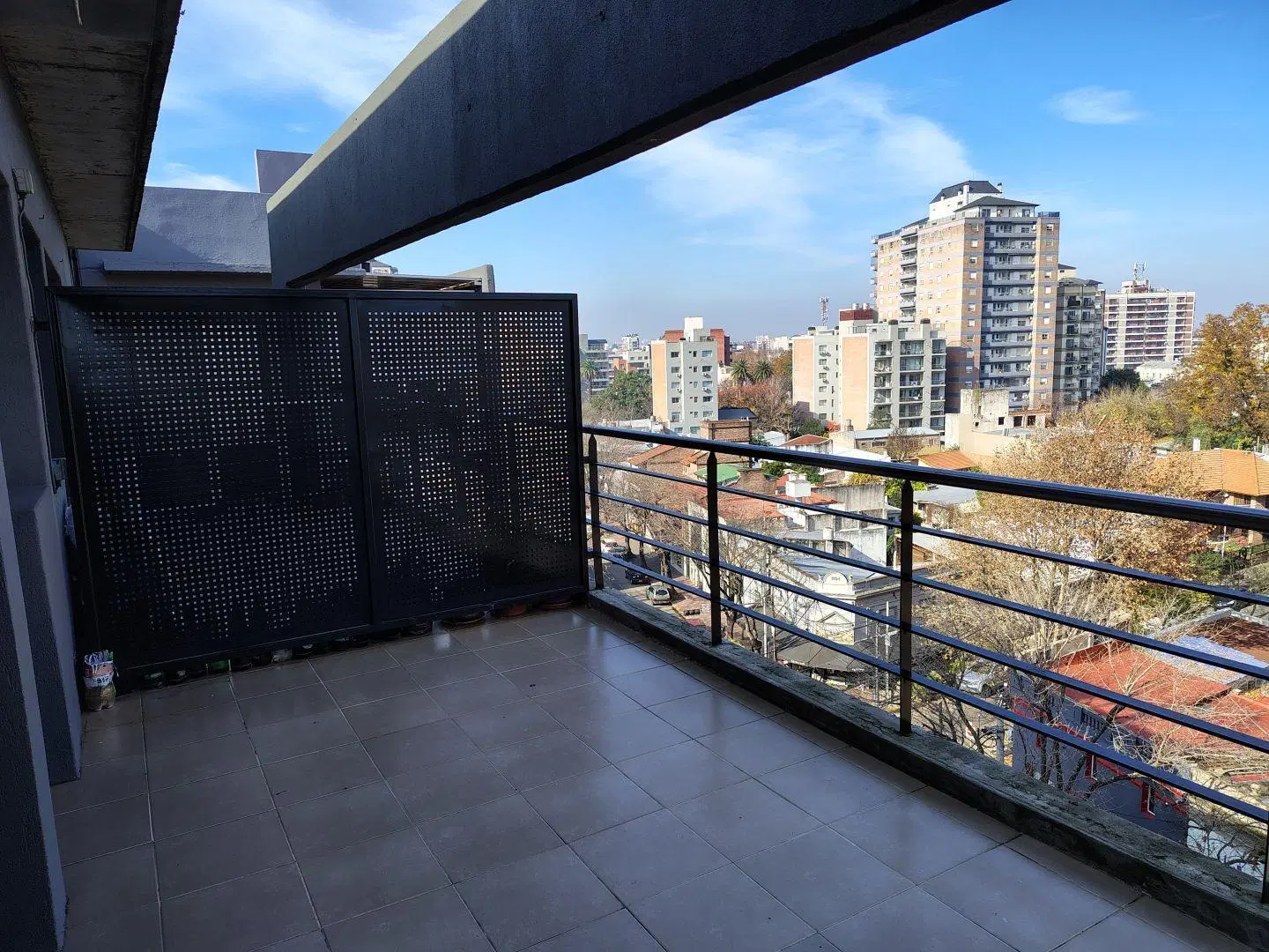 Departamento en venta  2 ambientes con cochera Tigre 5