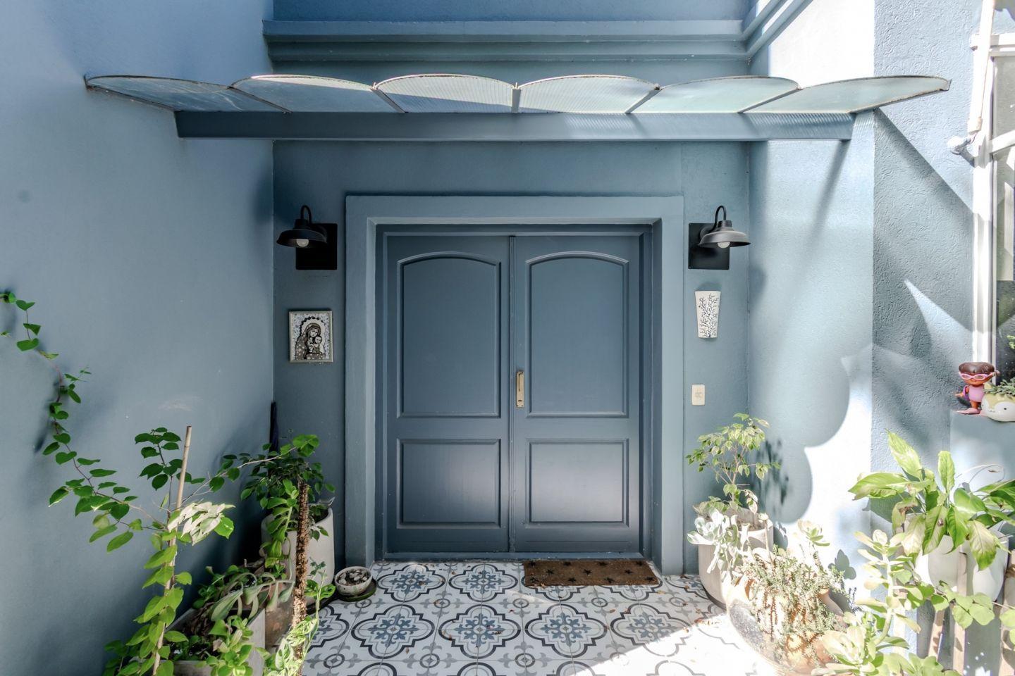 Venta Casa Azul en Barrio Cerrado Tortugas Chico Pilar