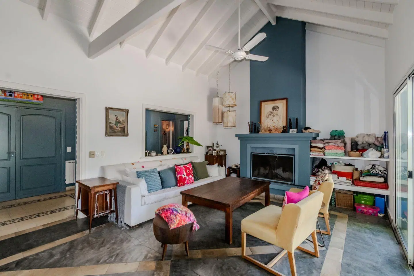 Venta Casa Azul en Barrio Cerrado Tortugas Chico Pilar 3