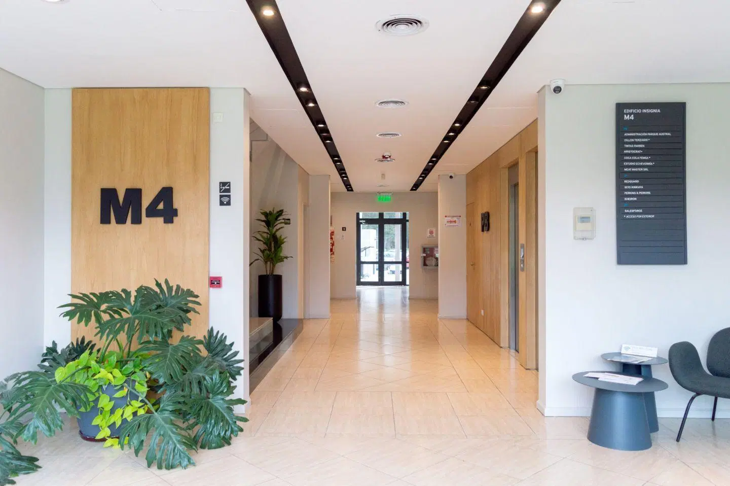 Alquiler oficina de 92 M² Edificio INSIGNIA M4 en Parque Empresarial Austral Pil 5