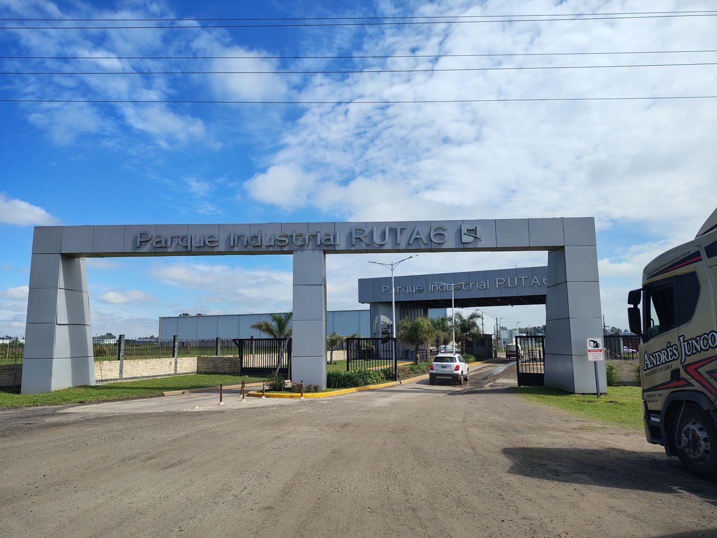 Foto de VENTA GALPON PARQUE INDUSTRIAL PIR6 CARDALES, imagen 1
