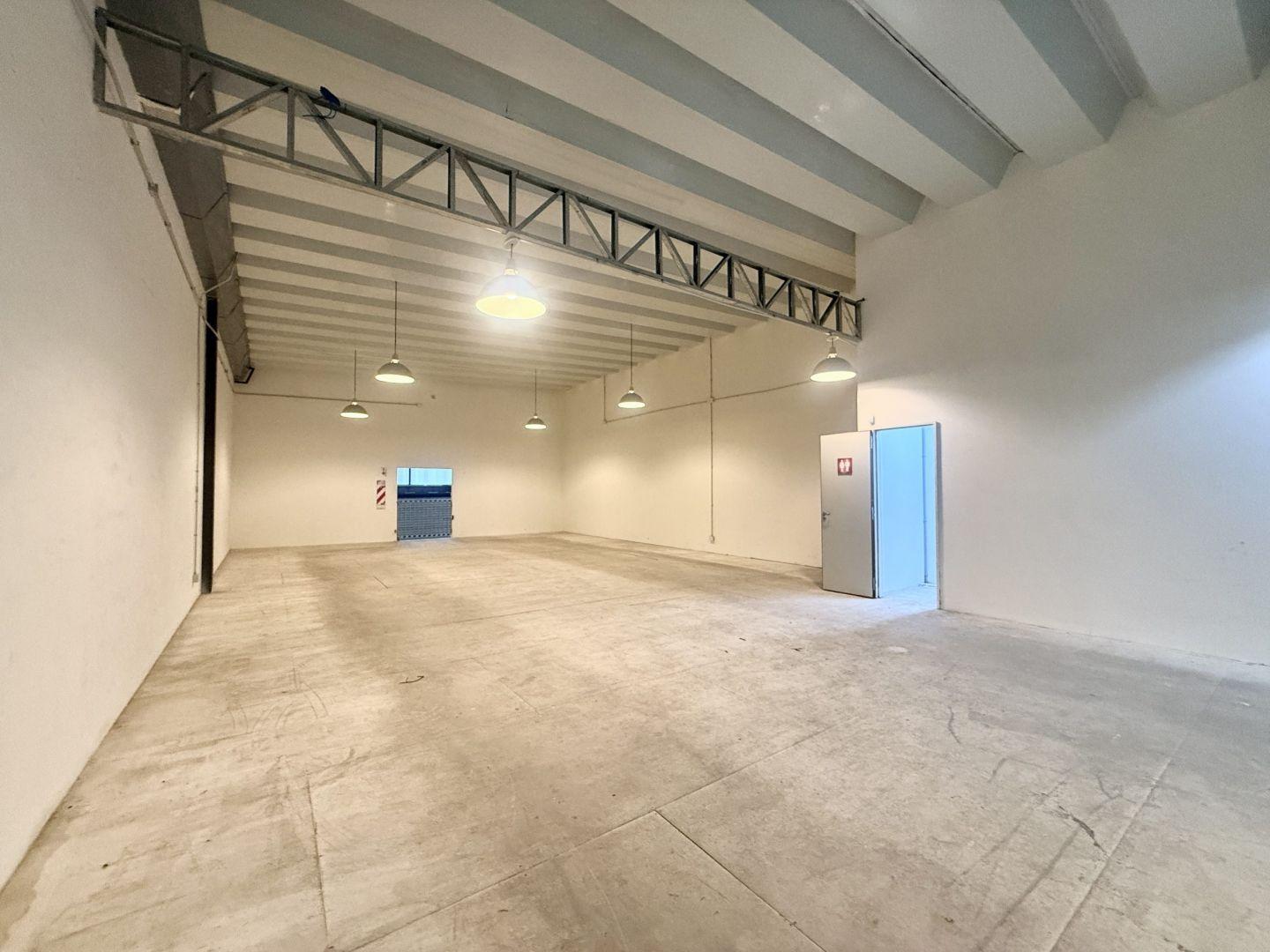 Foto de Alquiler depósito 432m2 modulo FlexSpace IV Parque Empresarial Austral, imagen 5