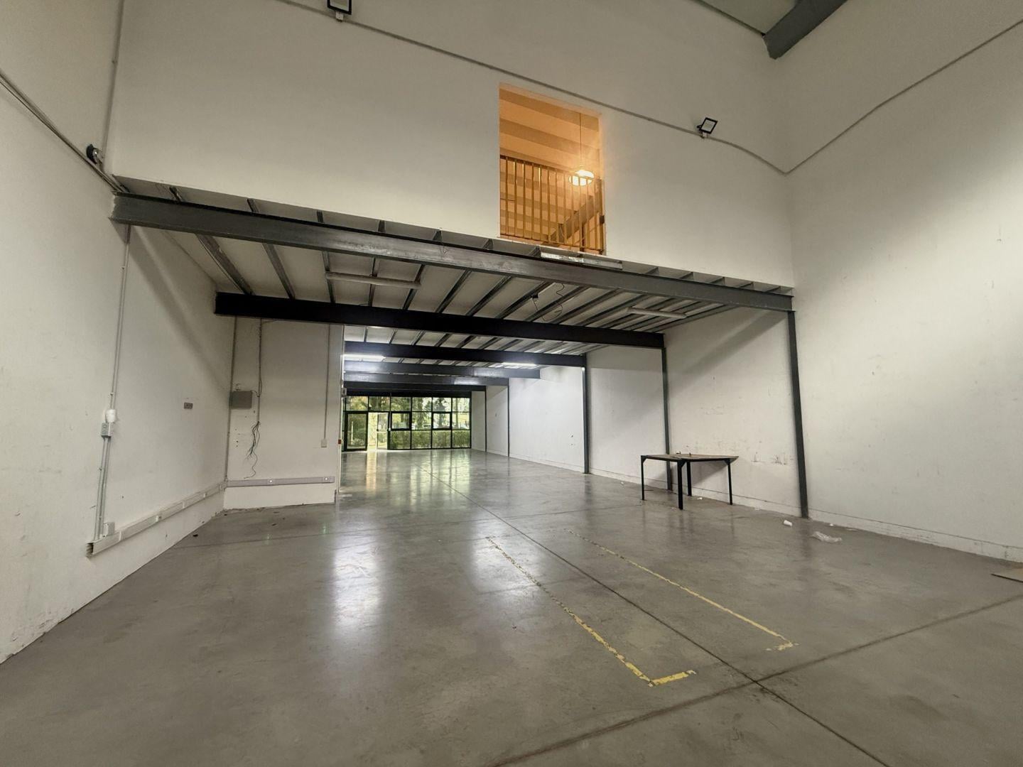 Foto de Alquiler depósito 432m2 modulo FlexSpace IV Parque Empresarial Austral, imagen 1