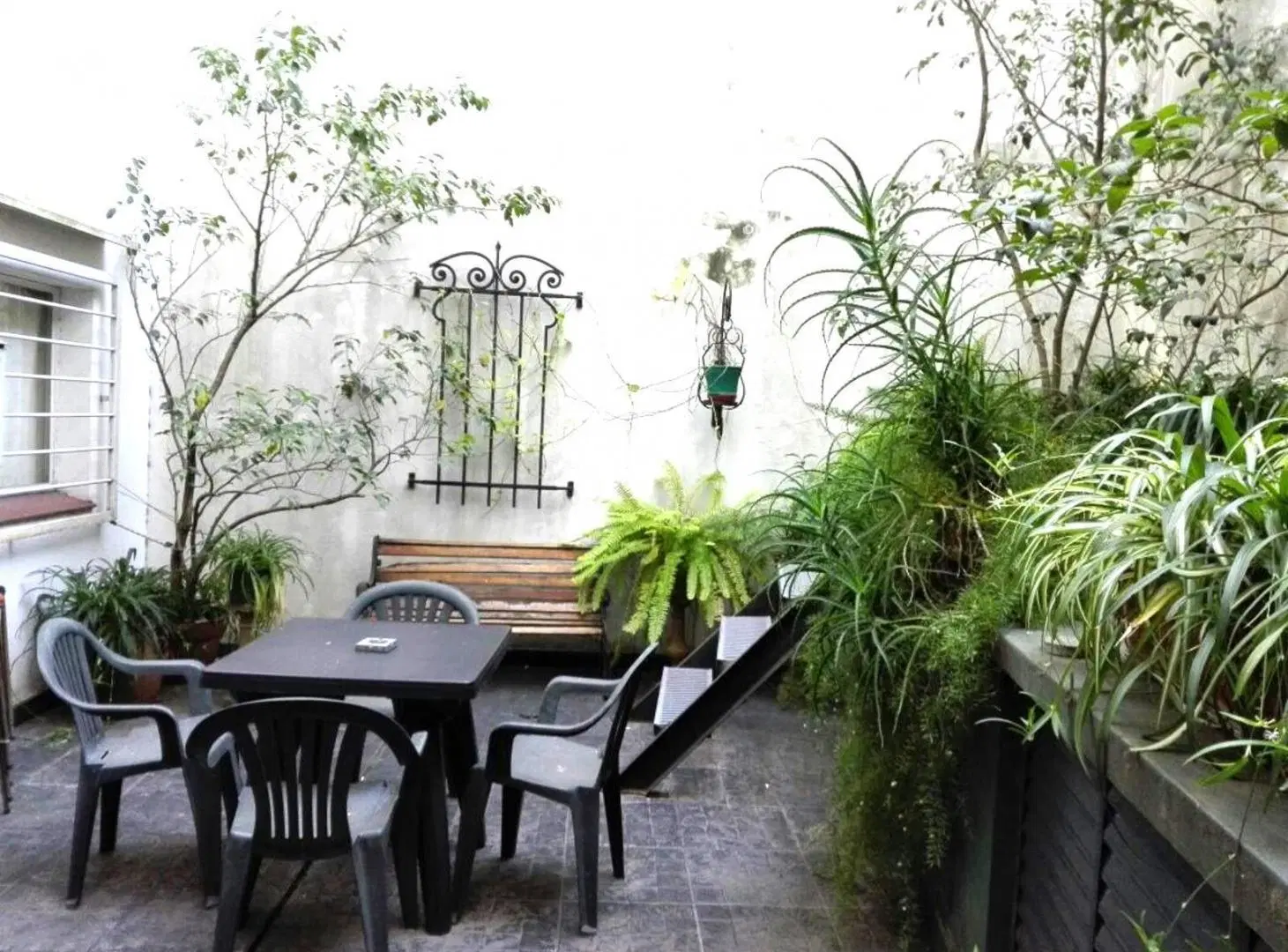 2 AMBIENTES - PATIO - ALQ SIN MUEBLES - RECOLETA 4