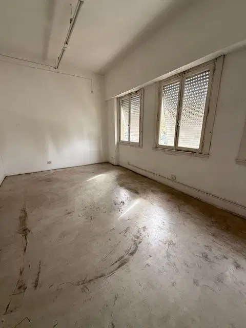 Oficina y Local Comercial - PH - Retiro 2