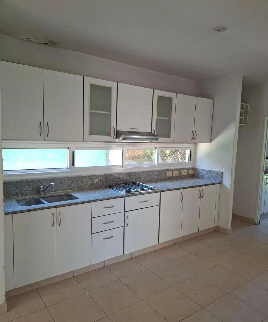 3 DORMITORIOS A REFACCIONAR - PILETA - APTO  CREDITO - ROBLE JO0VEN - PILAR 4