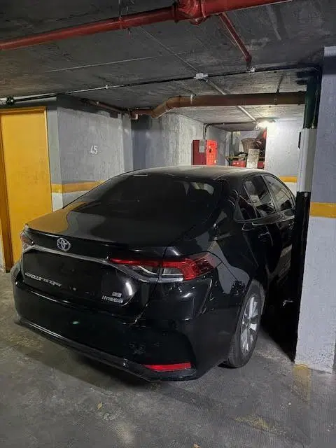 Cochera Auto Compacto/ Mediano Palermo Chico - Acceso por portón automático a rampa 2