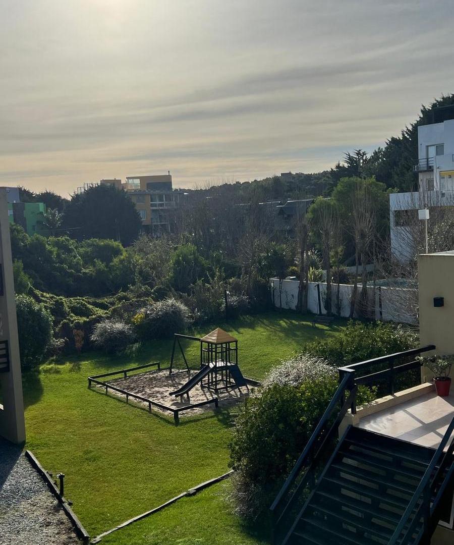 Edificio Comercial en Las Gaviotas