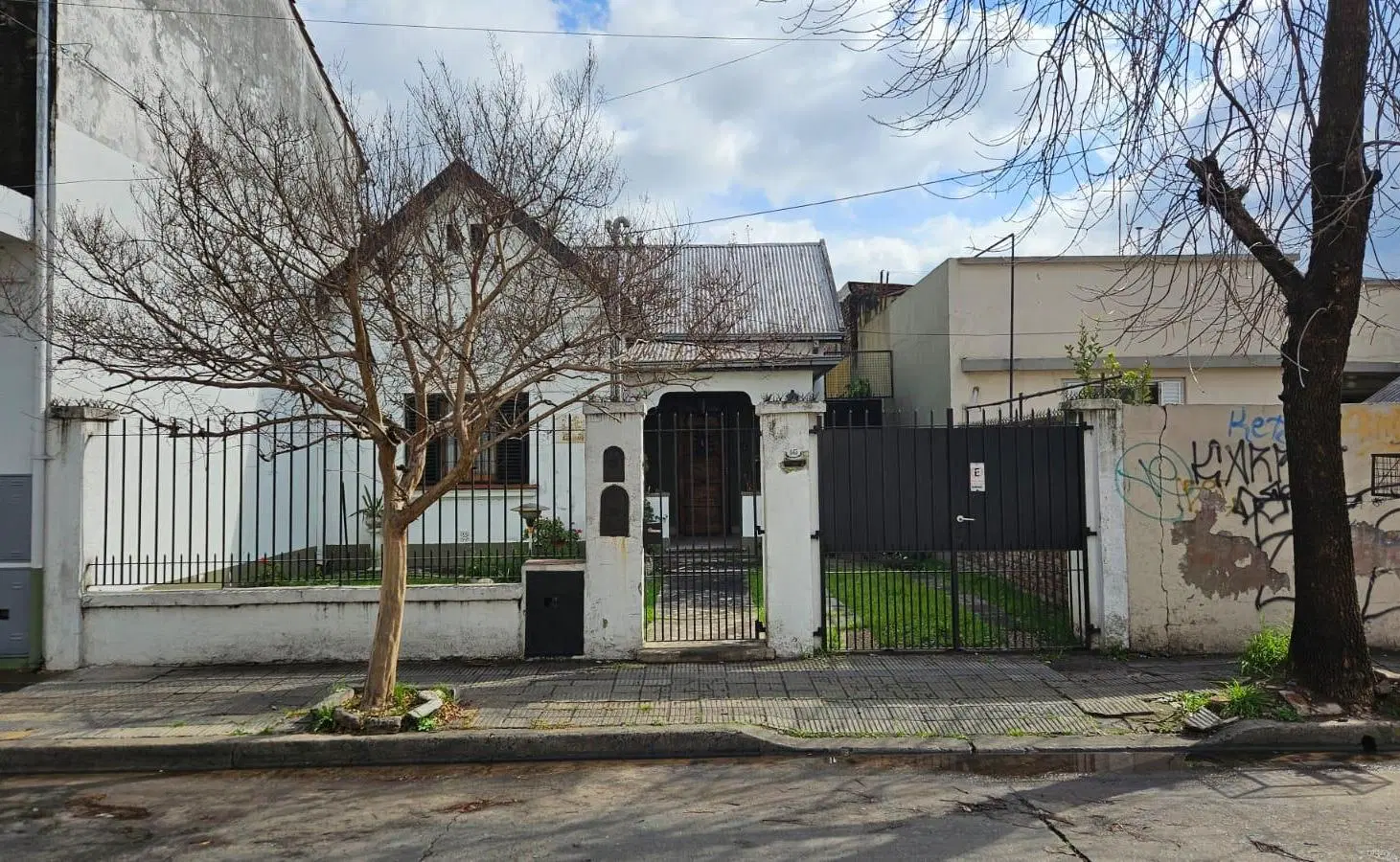 Casa en  Hurlingham Centro - Múltiples Usos - IMPERDIBLE 3