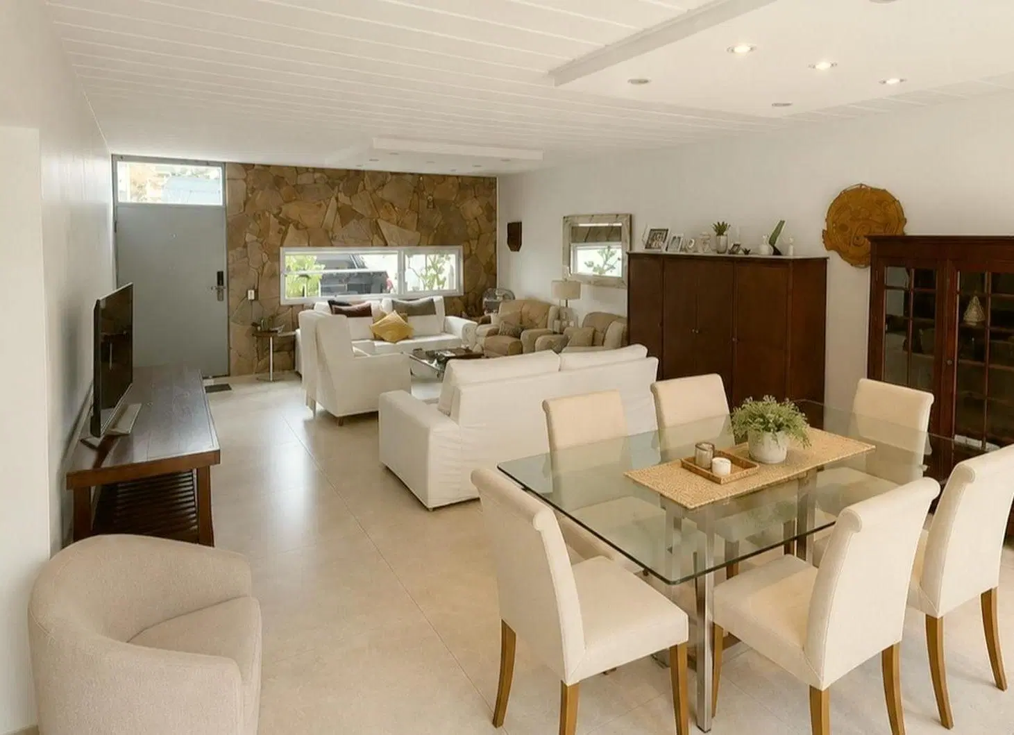 CASA 7 AMB PILETA 3 COCHERAS TRIPLE EXCLUSIVA ZONA DE V BALLESTER 2