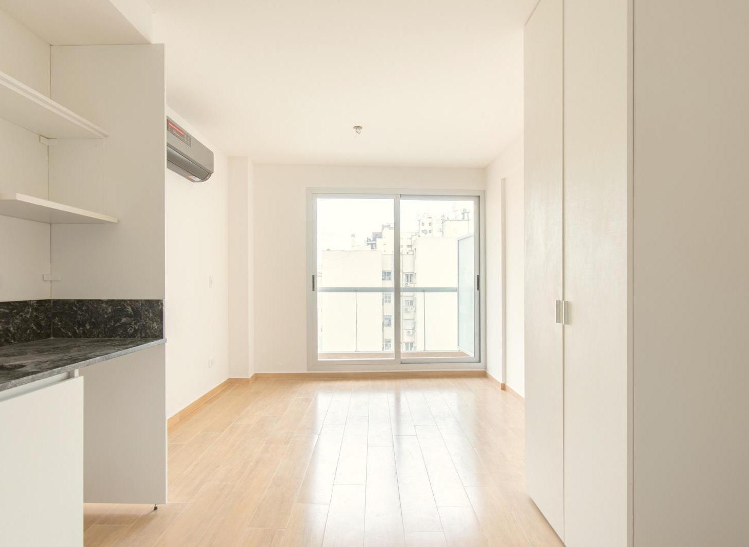 Foto de MONOAMBIENTE PISO ALTO CONTRAFRENTE BALCÓN AMENITIES V CRESPO, imagen 1