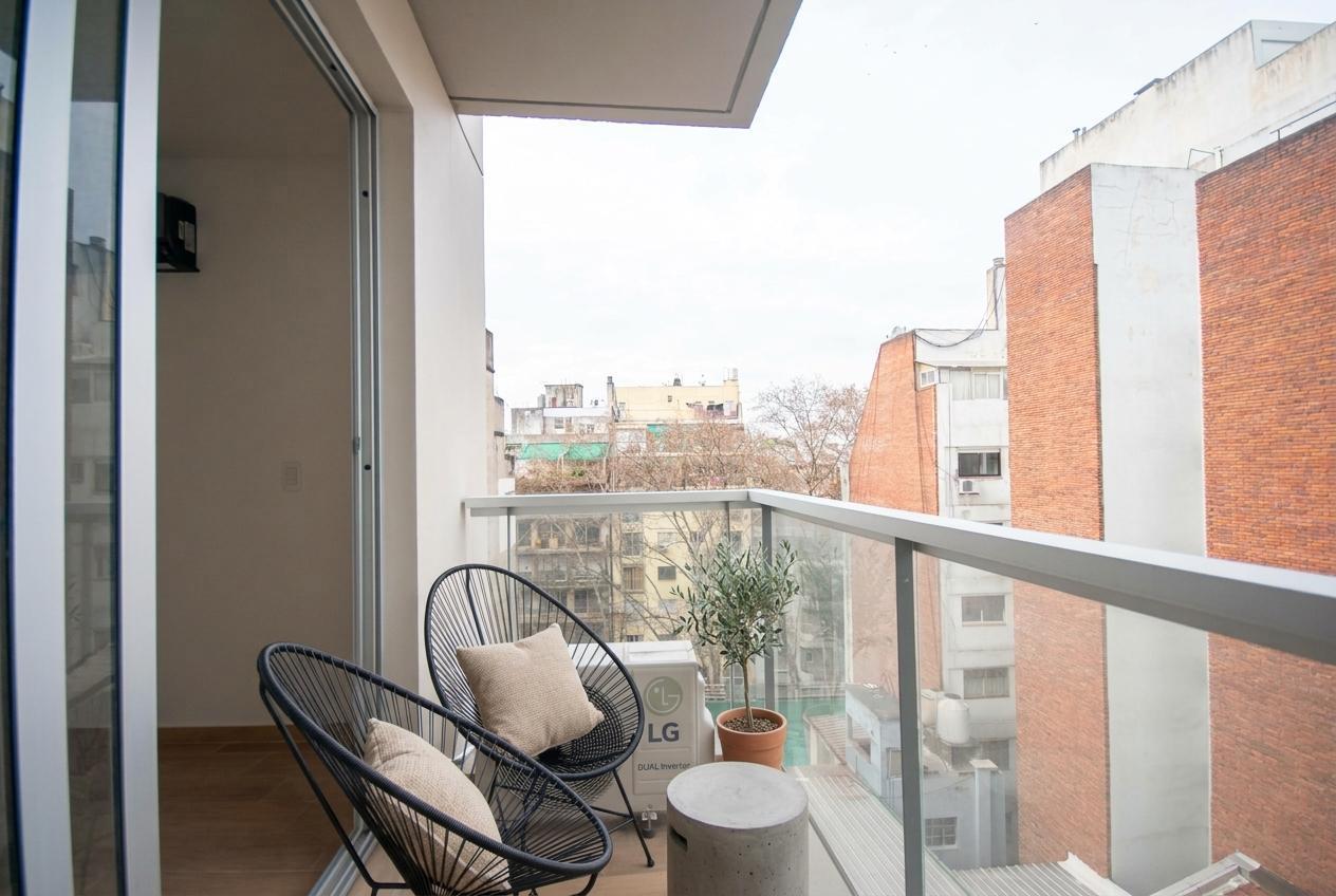 Foto de MONOAMBIENTE PISO ALTO CONTRAFRENTE BALCÓN AMENITIES V CRESPO, imagen 1