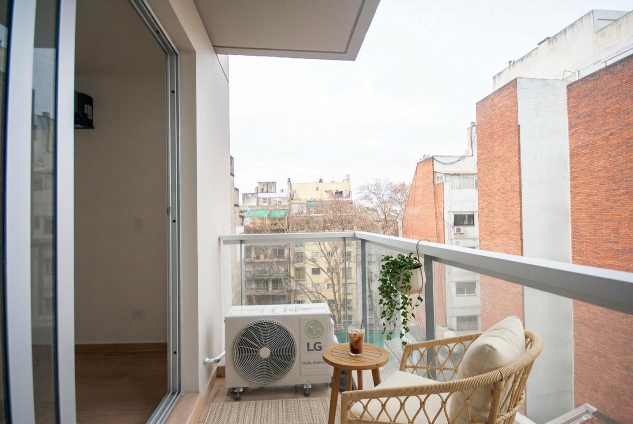 Foto de MONOAMBIENTE PISO ALTO CONTRAFRENTE BALCÓN AMENITIES V CRESPO, imagen 2