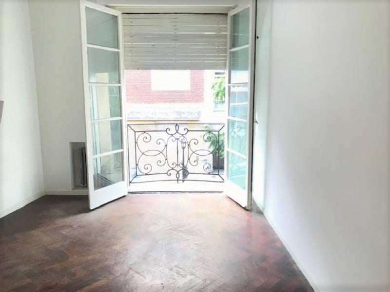 Foto de 2 DORMIT - PATIO - ESTILO - EDIFICIO PEÑA - SAN TELMO/ MONSERRAT - A, imagen 1
