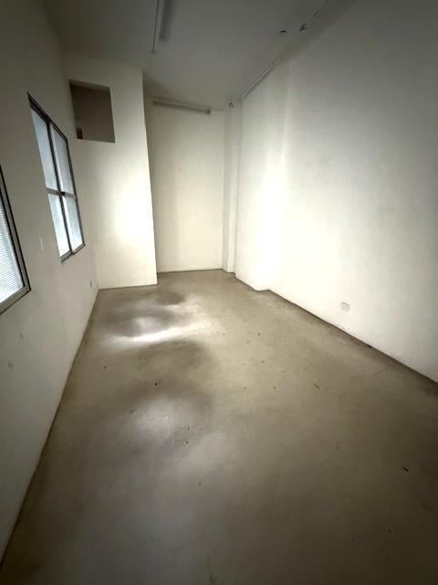 Foto de ALQ EN BLOQUE O PISOS POR SEPARADO OFICINAS RETIRO, imagen 2
