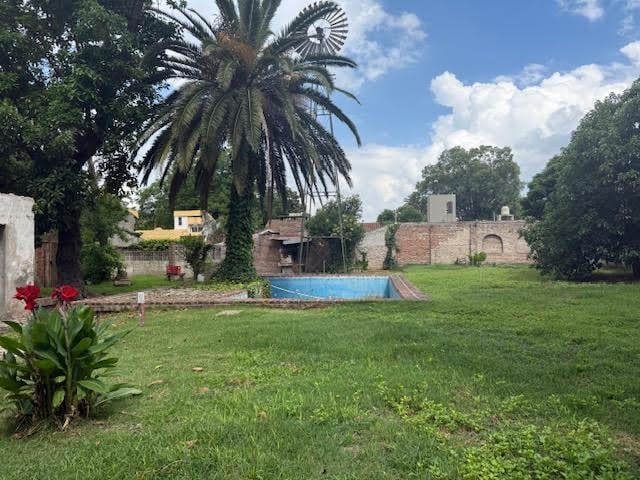 Foto de TERRENO APTO USO UNIFAMILIAR O A PORTON CERRADO - BELLA VISTA, imagen 2