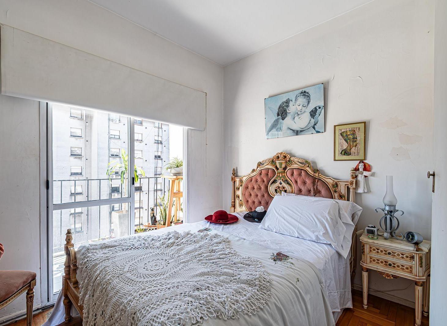 Foto de VENTA 2 AMBIENTES Y MEDIO - ESCRITORIO - BALCON - TOTEM - CAÑITAS, imagen 2