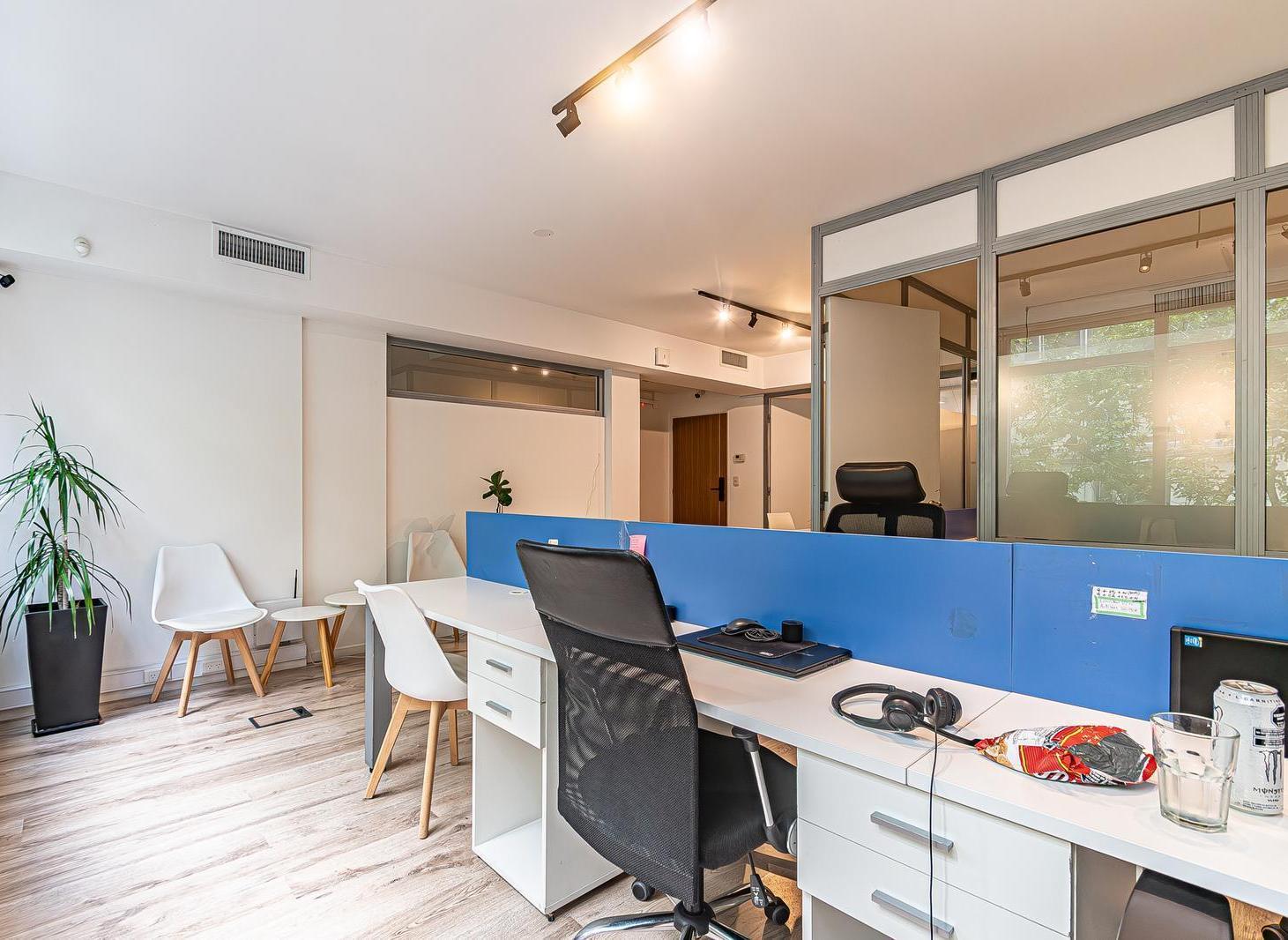 Foto de EXCLUSIVA OFICINA / ESTUDIO PROFESIONAL EN LAS CAÑITAS CON PATIO, imagen 3
