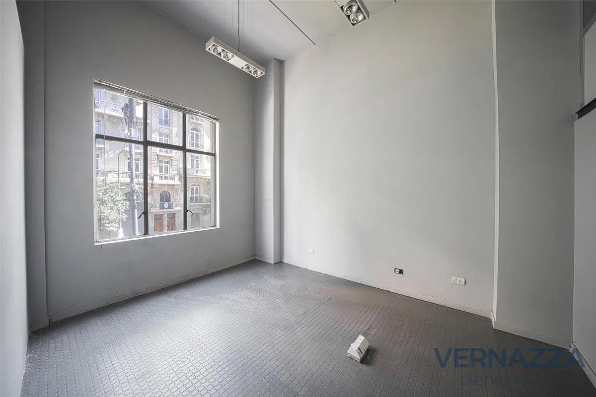 250 m² de oficinas en ubicación estratégica – Excelente conectividad 5