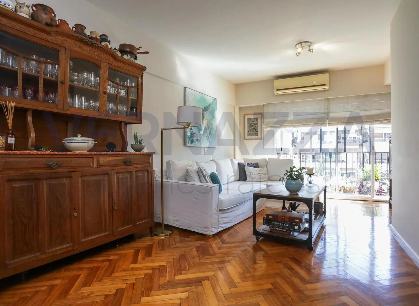 APTO CRÉDITO! Semipiso de 4 ambientes con escritorio y balcón en Caballito 8