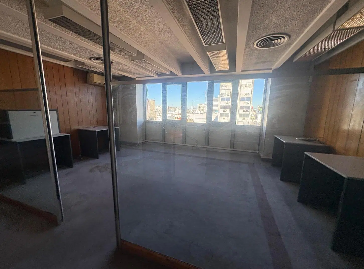Alquiler! Piso de oficinas con cocheras y excelente conectividad, a metros del Obelisco 2