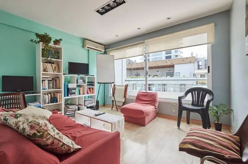 Impecable 3 ambientes con parrilla y balcón aterrazado en pleno Caballito 4