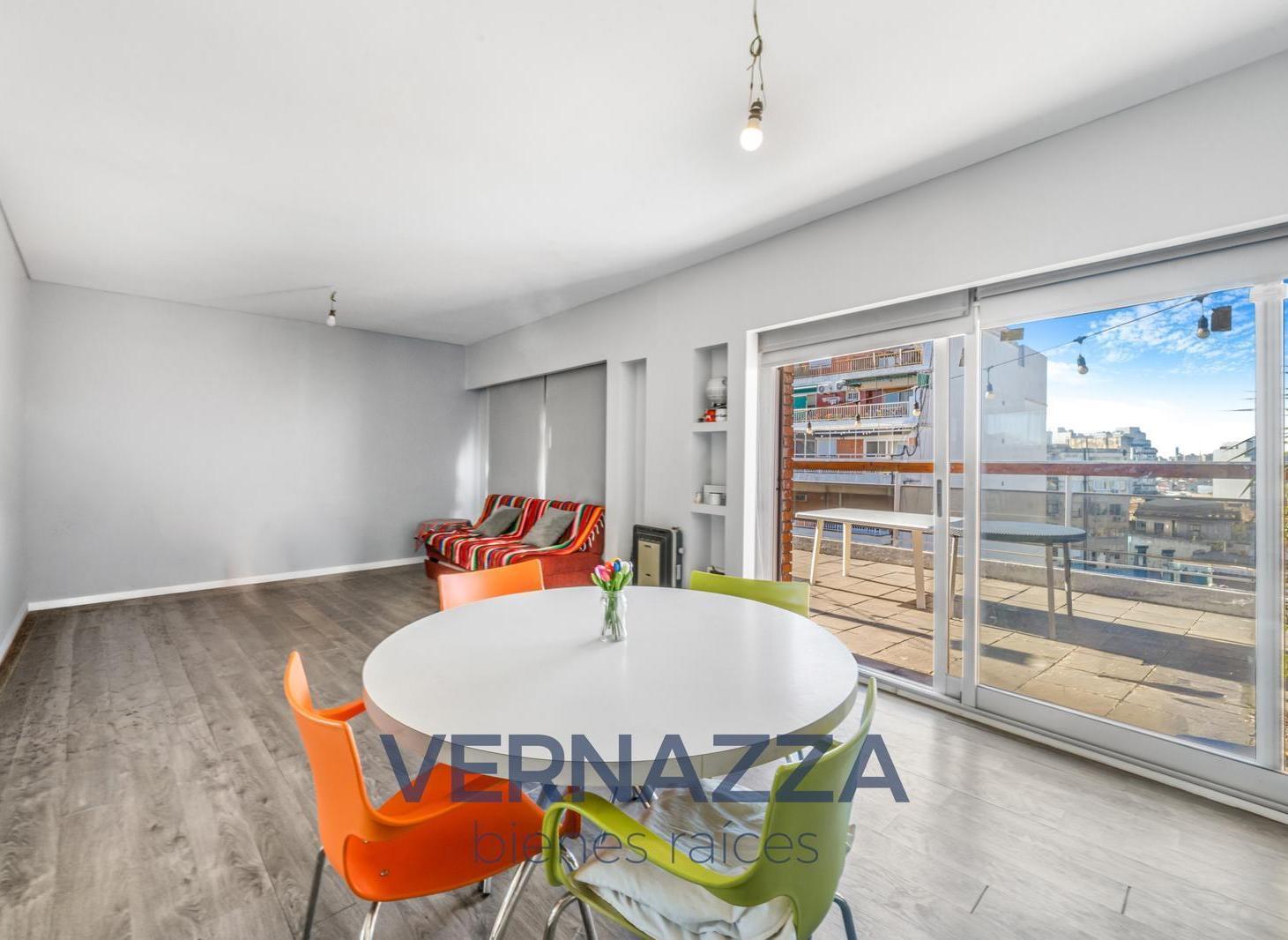 Foto de APTO CREDITO! Exclusivo triplex de 4 Ambientes con parrilla y terraza, imagen 3