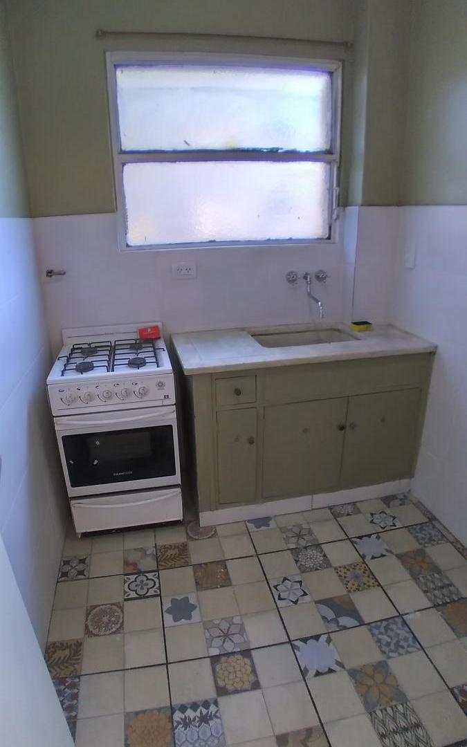 Foto de APTO CRÉDITO! Luminoso 3 ambientes con balcón y cocina independiente, imagen 3