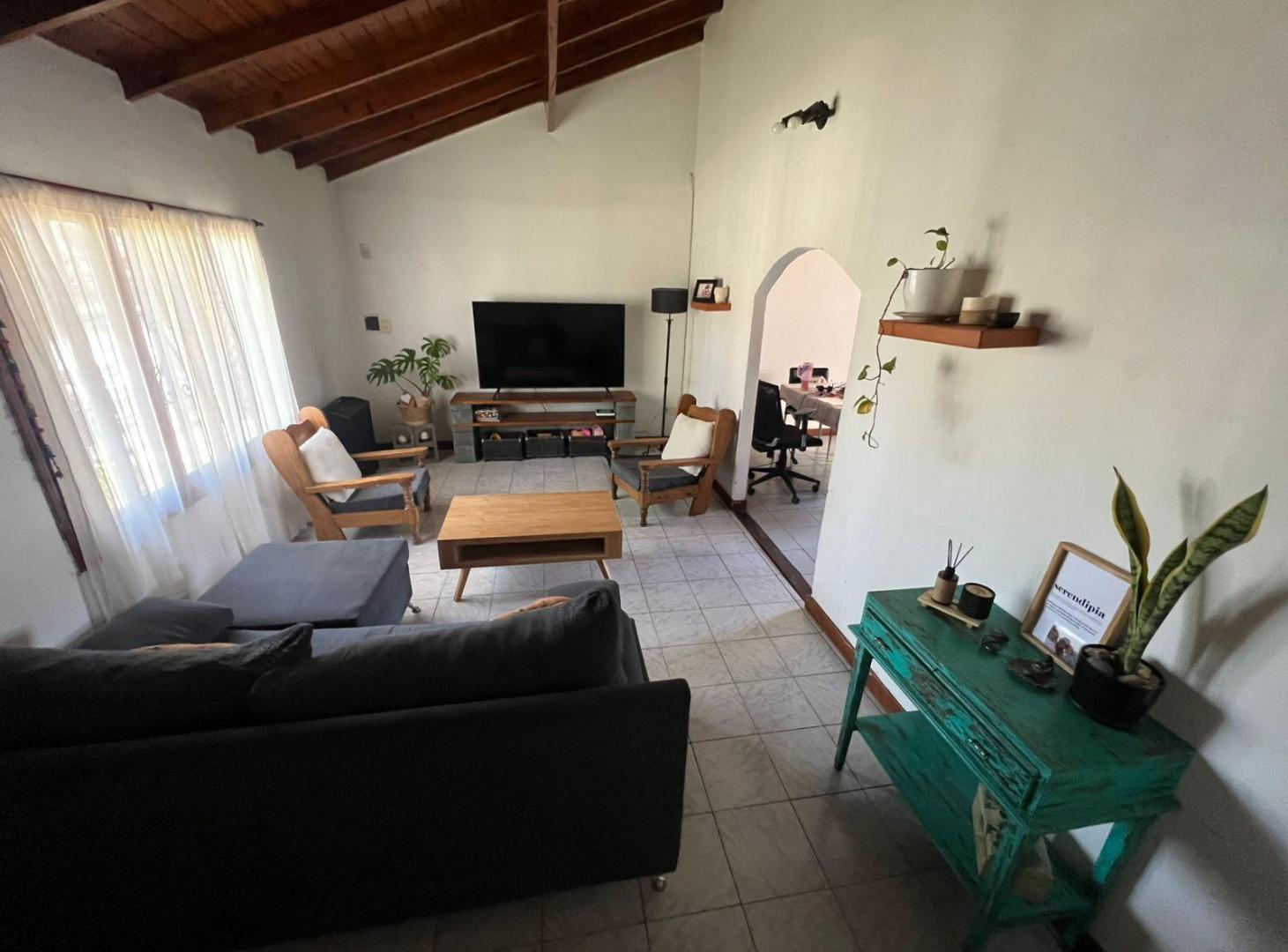 CASA EN PH 3 AMBIENTES CON COCHERA Y PATIO