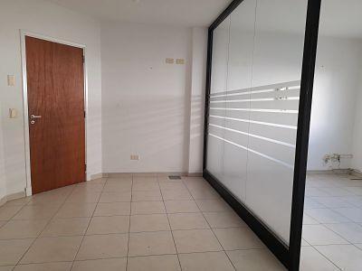 Venta Oficina - Güemes -
