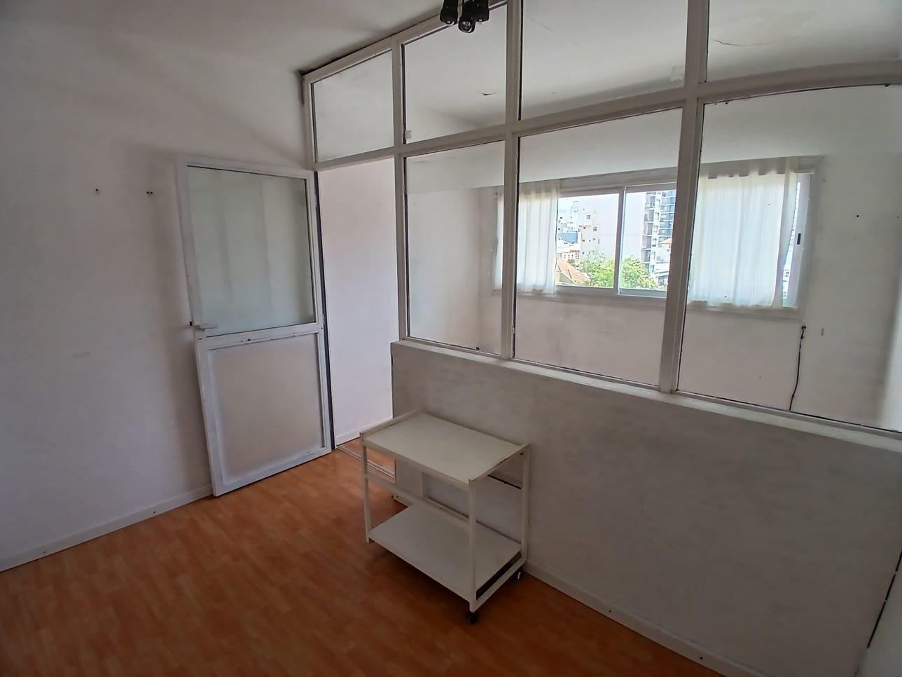 Venta oficina - Galeria Luro - San Marín y Catamarca
