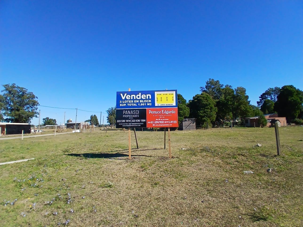 Foto de VENTA 3 Lotes en block Av. Jorge Newbery, imagen 2
