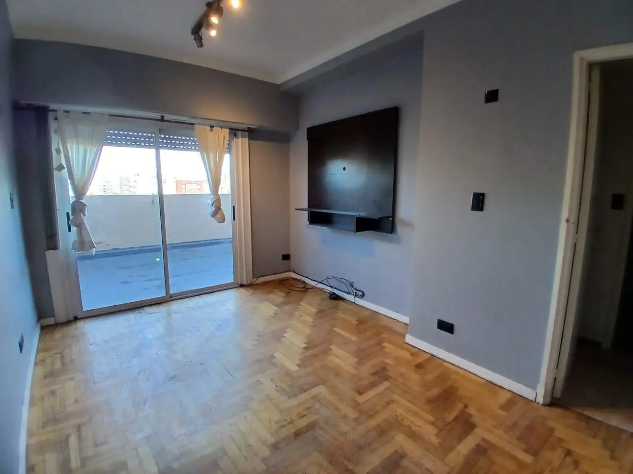 Alquiler Departamento 3 Ambientes + Dependencia y Terraza 3