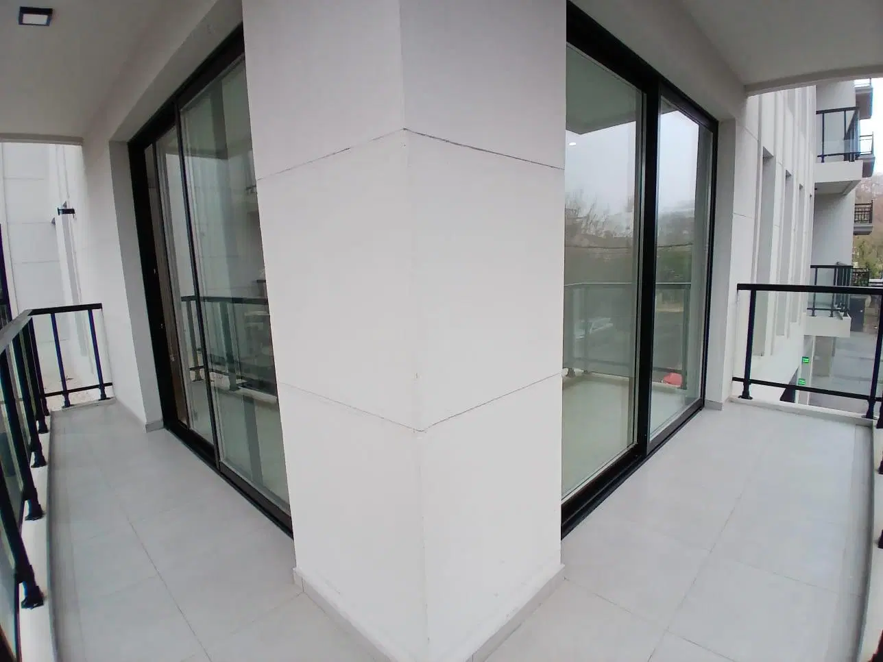 VENTA Departamento Semipiso 3 Ambientes con cochera en Guemes 2