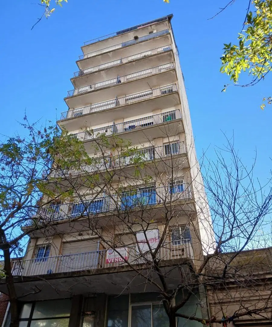 Departamento 2 Ambientes con balcon al frente 5